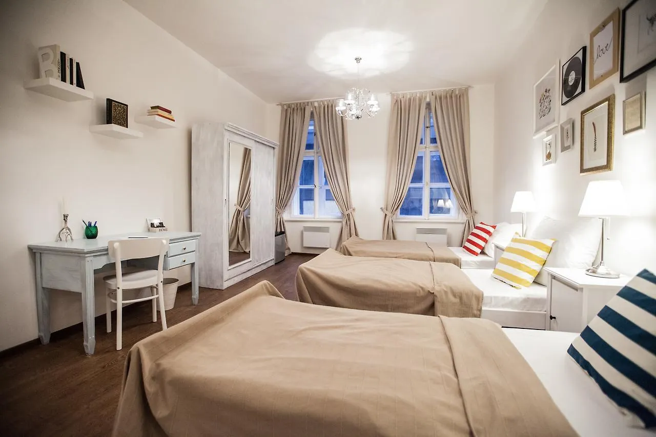 Bed&Books Art Hotel Prague 3*,