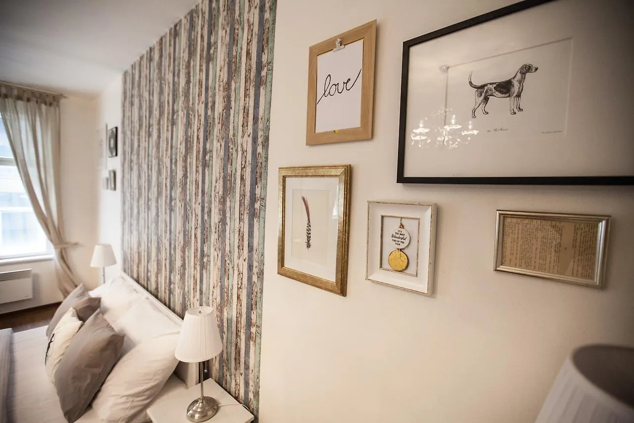 Bed&Books Art Hotel Prague